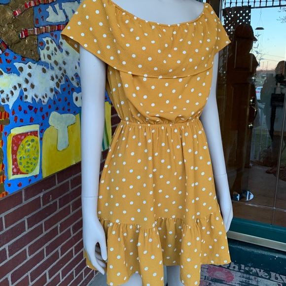 Charlotte Russe Dark Mustard Yellow PolkaDot Dress - Picture 4 of 8